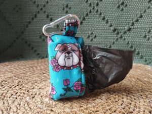 dispensador de bolsas rosas dispensador de bolsas rosas