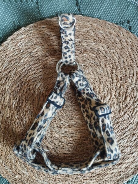 arnes pectoral leopardo 1