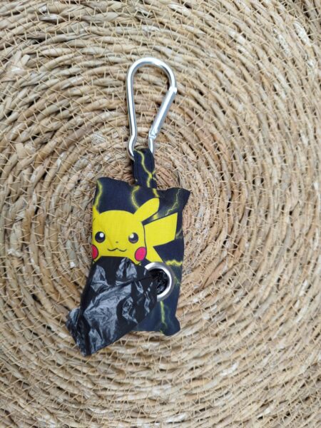 dispensador de bolsas pokemon 1
