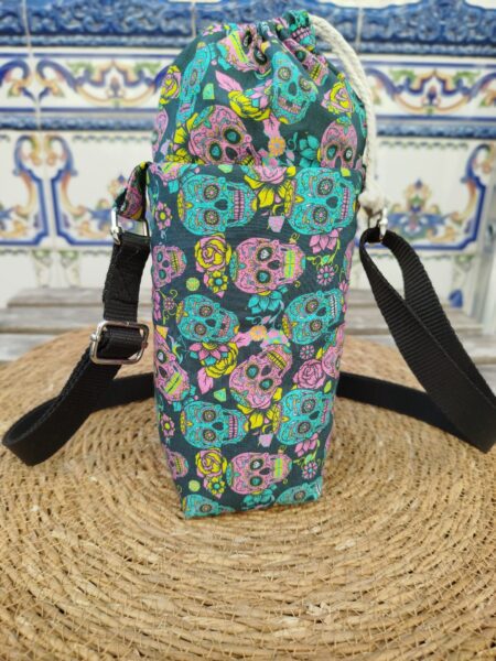 porta botella calavera